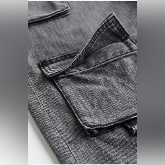 H&M Wide High Cargo Jeans - Picture 4 of 9